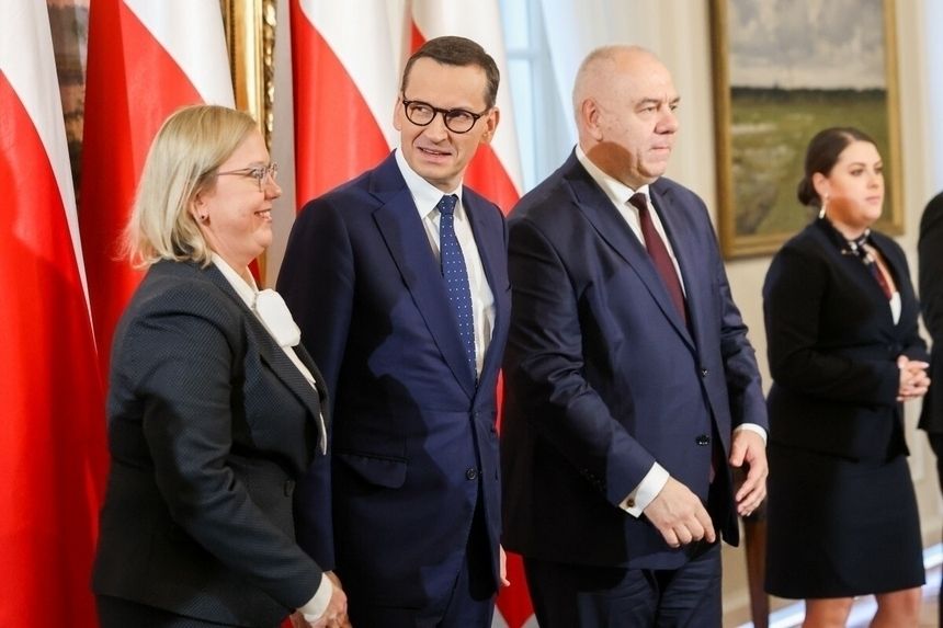Anna Moskwa, Mateusz Morawiecki i Jacek Sasin