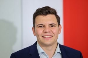 Adam Gomoła