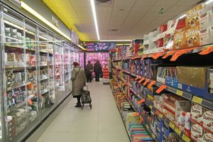 Czy w Sylwestra sklepy są otwarte? Ostatnie zakupy w tym roku