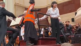 protest aktywistek w Filharmonii Narodowej