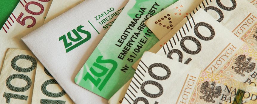 ZUS informuje o dodatkowym świadczeniu. „Pieniądze już na kontach”