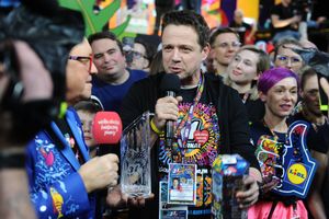 Rafał Trzaskowski, Jurek Owsiak podczas 31. Finału WOŚP