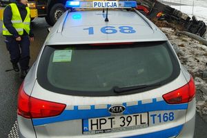 Policja na miejscu wypadku