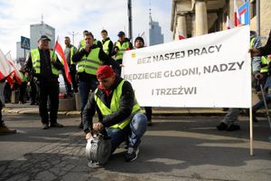 rolnicy protestujący w Warszawie
