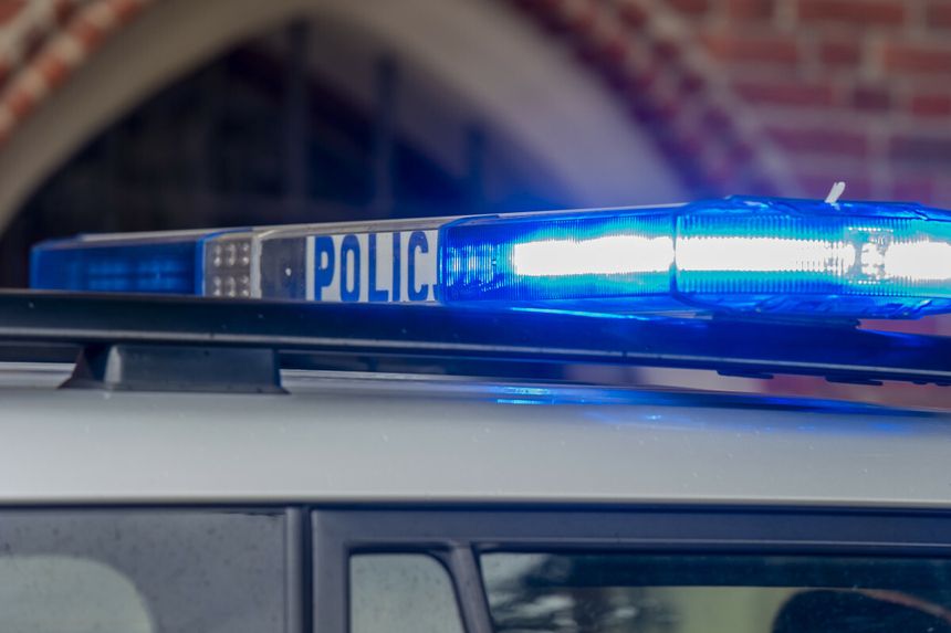 Mysłowice. Nastolatkowie wrzucili niedopałki do mieszkania