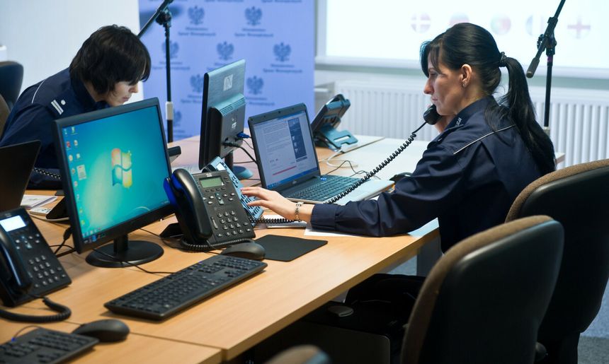 Policja uruchamia nowy telefon
