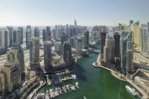 Włoski burmistrz zarządza miasteczkiem z Dubaju
