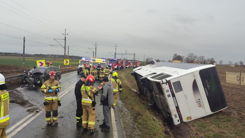 Wilczyce. Wypadek autobusu