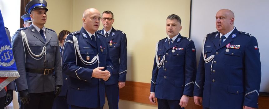 Paweł Jastrząb (drugi od lewej)
