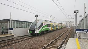 pociąg Kolei Mazowieckich