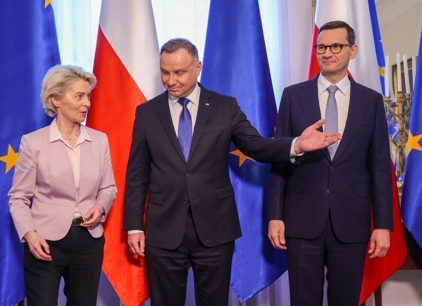 Przewodniczaca Komisji Europejskiej Ursula von der Leyen z wizyta w Polsce. Spotkanie z prezydentem Andrzejem Duda i premierem Mateuszem Morawieckim w Belwederze.