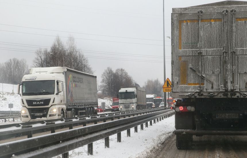Utrudnienia na A4