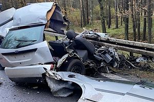 wypadek w Kotach na dk 11