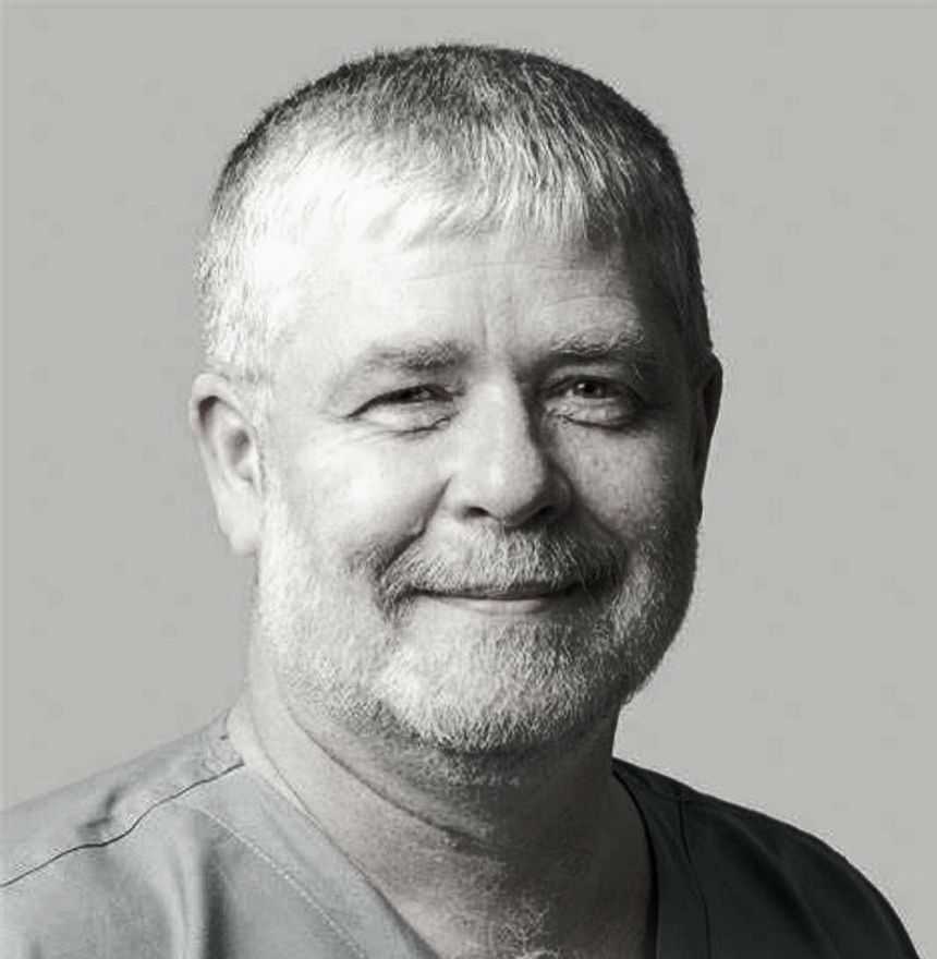 Dr Jerzy Jarosz