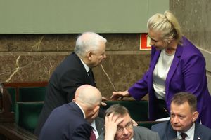 PiS zapowiada „nowy” program. Lawina komentarzy w sieci: "co robiliście przez 8 lat?"