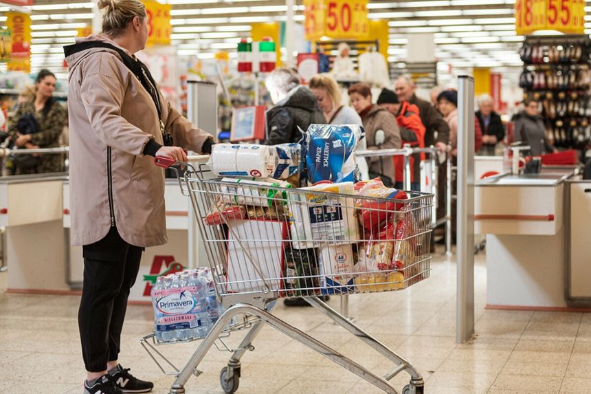 Na te produkty Polacy wydają najwięcej pieniędzy