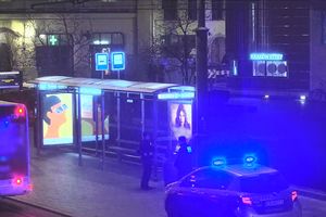 interwencja straży miejskiej na przystanku