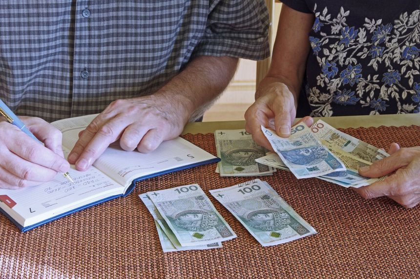 Wiek emerytalny wyższy dla kobiet, niższy dla mężczyzn. Nowa propozycja
