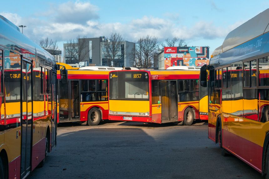 Autobusy miejskie w Warszawie