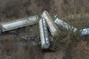 USA. Kolejny wykolejony pociąg