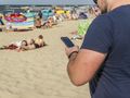 Niepokojące nawyki pracowników. „Ponad połowa z nich popełnia ten błąd”