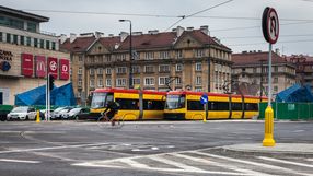Tramwaj przytrzasnął dłoń mężczyzny