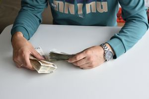 Pieniądze dla ojców za opiekę nad dzieckiem. ZUS: skorzystało tysiące mężczyzn