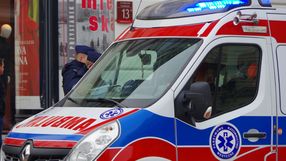 Autobus wlókł seniorkę po ziemi