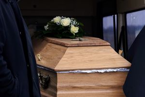Tragedia na pogrzebie