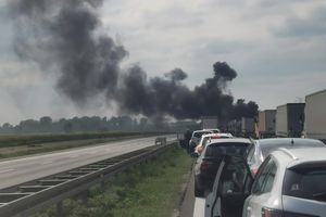 pożar autokaru z dziećmi