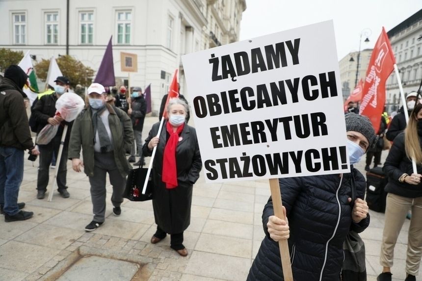 protest w sprawie emerytur stażowych