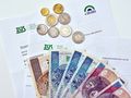 Wycieczki, remonty i dodatkowa praca. ZUS ujawnił, co Polacy robią na L4
