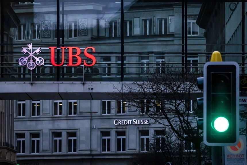 UBS przejmie Credit Suisse