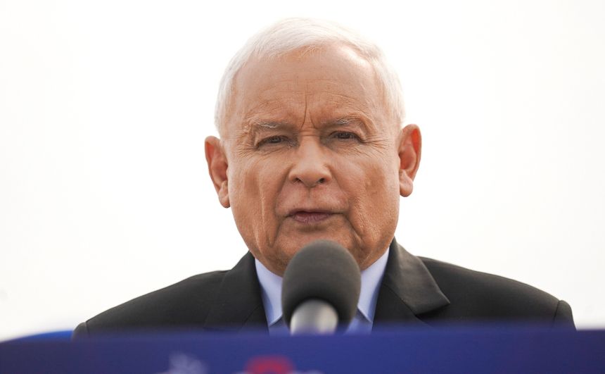 Kaczyński uderza w PO