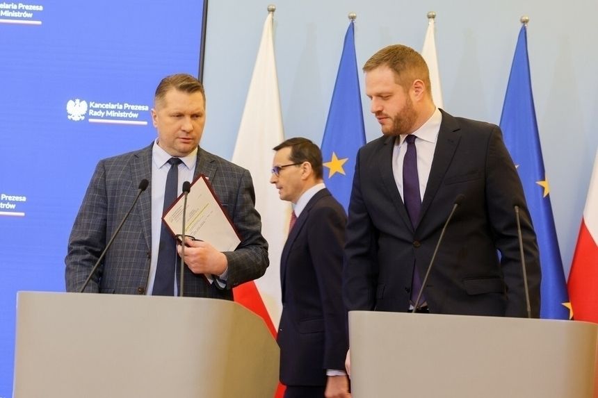 Przemysław Czarnek, Mateusz Morawiecki i Janusz Cieszyński 