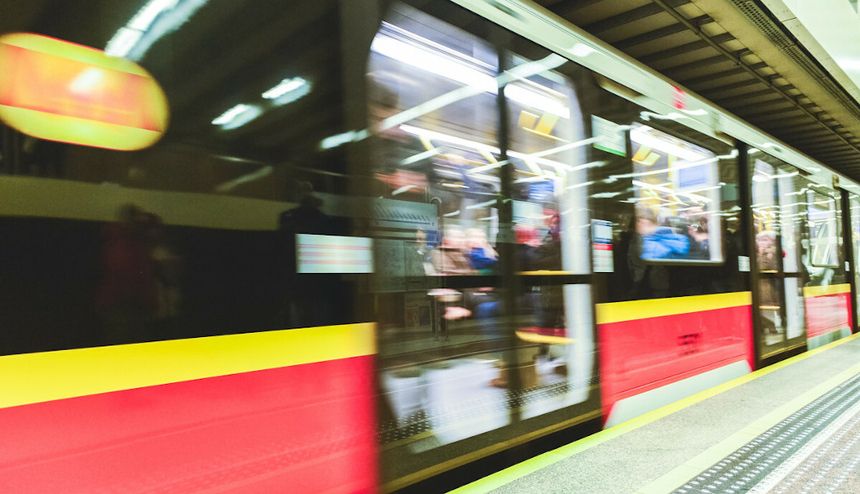 Warszawa. Wypadek w metrze