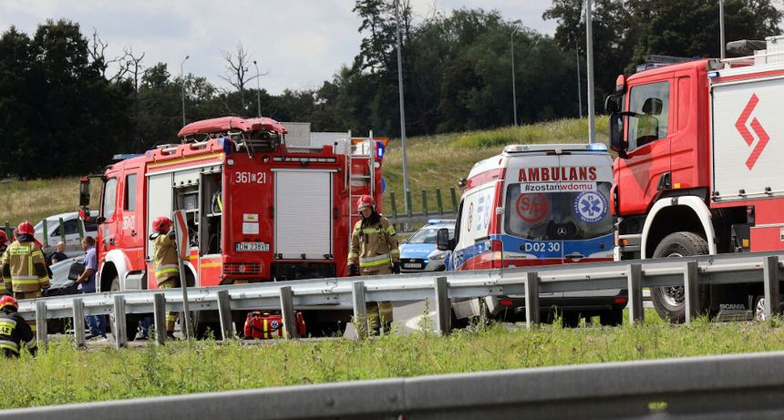 Wypadek autobusu na A4
