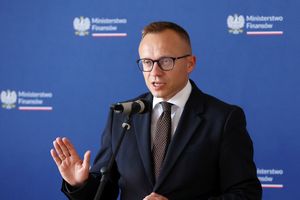 „Rodzina zyska 80 złotych na miesiąc”. Soboń: to koszt, ale chcemy go ponieść