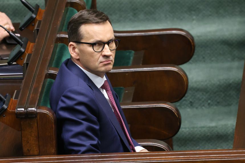 Premier zrezygnował z 500 plus. „To nie obowiązek”