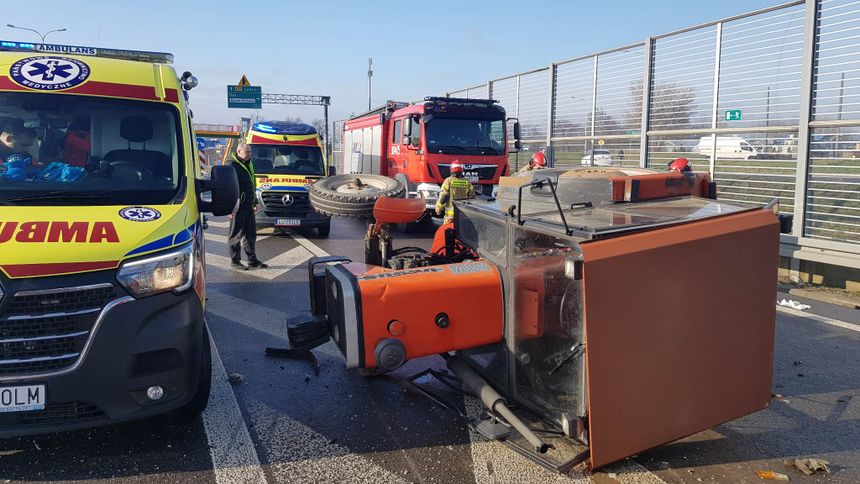 Elizówka. Wypadek kierowcy ciągnika