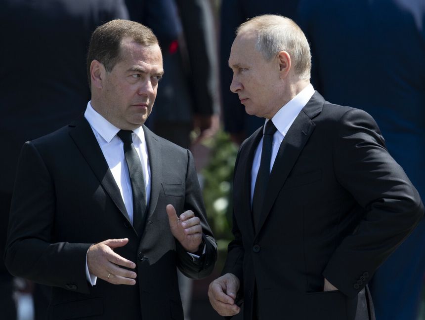 Miedwiediew Putin