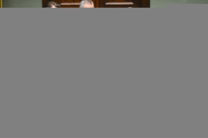 Mateusz Morawiecki w ławach rządowych w Sejmie