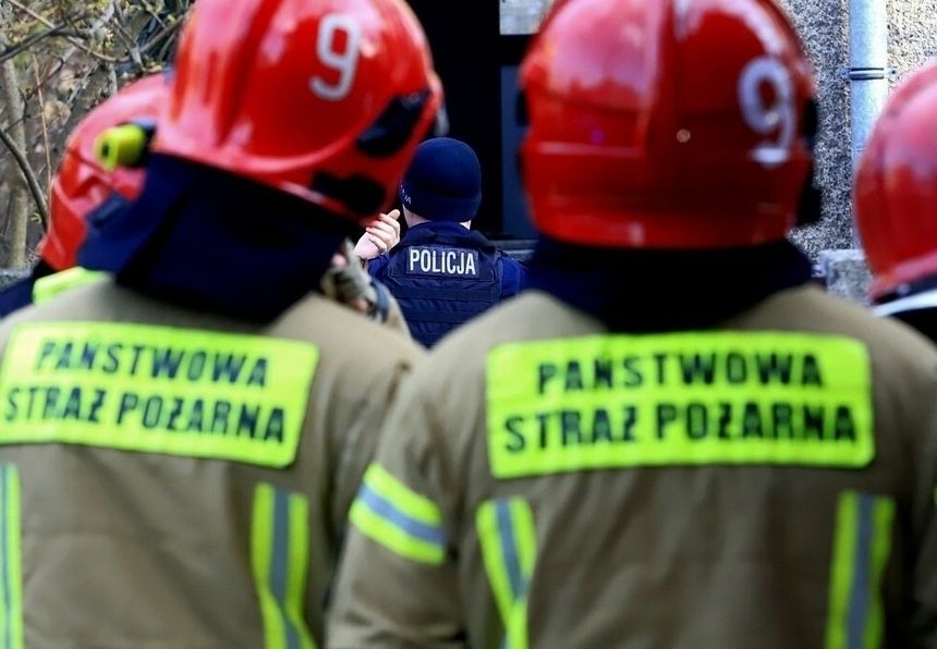 Ciało 15-latki pod blokiem w Łodzi