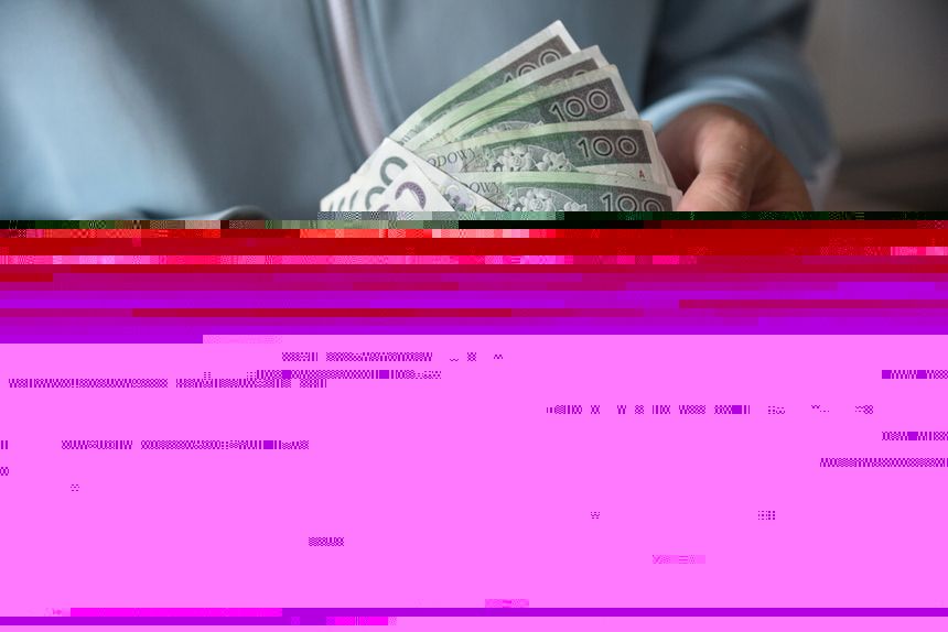Znany polityk wraca do gry. Co zaoferuje? „Cięcia w 500 plus i zasiłkach”