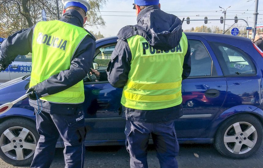 Akcja policji. Chodzi o telefony u kierowców
