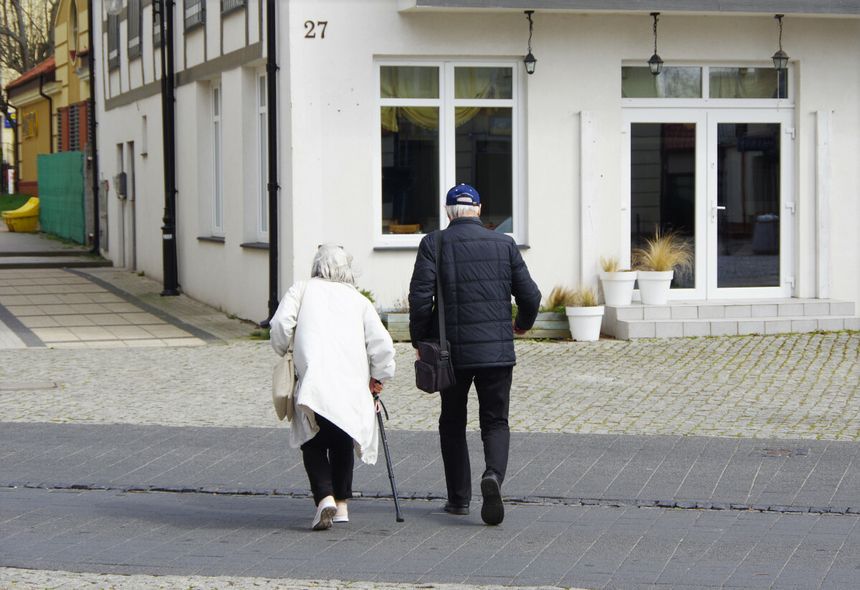 300 plus i 500 plus dla seniorów