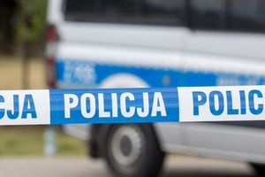 Zwłoki mężczyzn w aucie