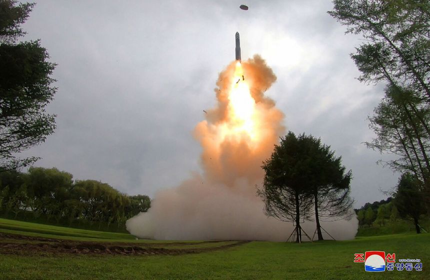 Test pocisku Hwasong-18