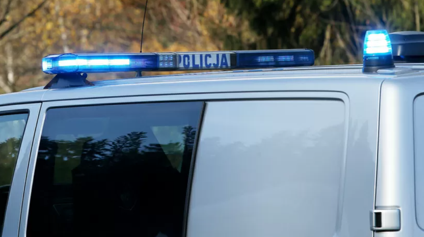 Sokółka. Auto wjechało w matkę z trojgiem dzieci