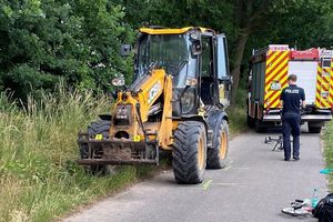 Tragedia przy zabawie koparką